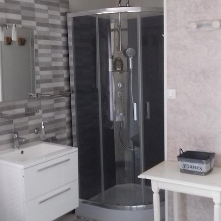 O Bout D'La Motte Apartment Voillecomte Екстериор снимка